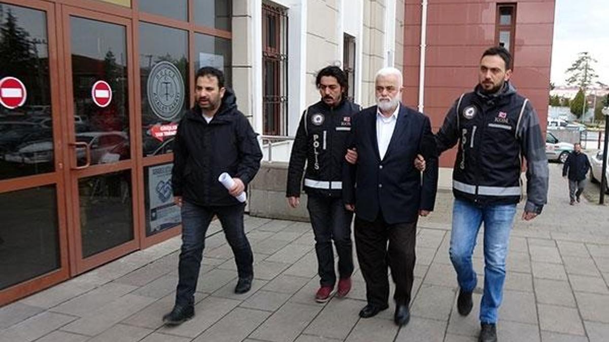FETÖ firarisi İsmail Çolak adliyeye getirildi
