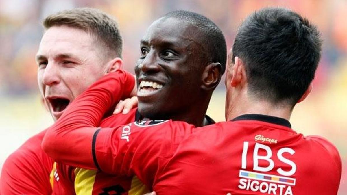 Fenerbahçe'de hedef Demba Ba!
