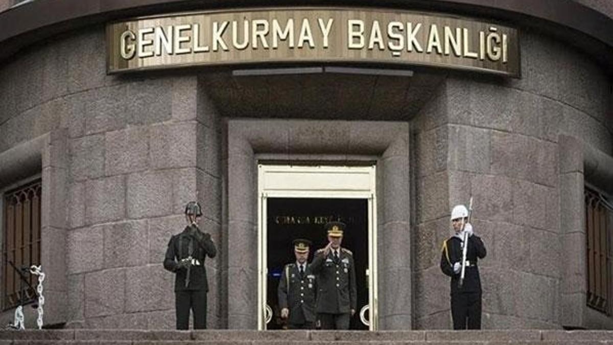 Genelkurmay Başkanlığı 10 Silahlı Kuvvetler Uzman Yardımcısı alacak! İşte aranan şartlar...