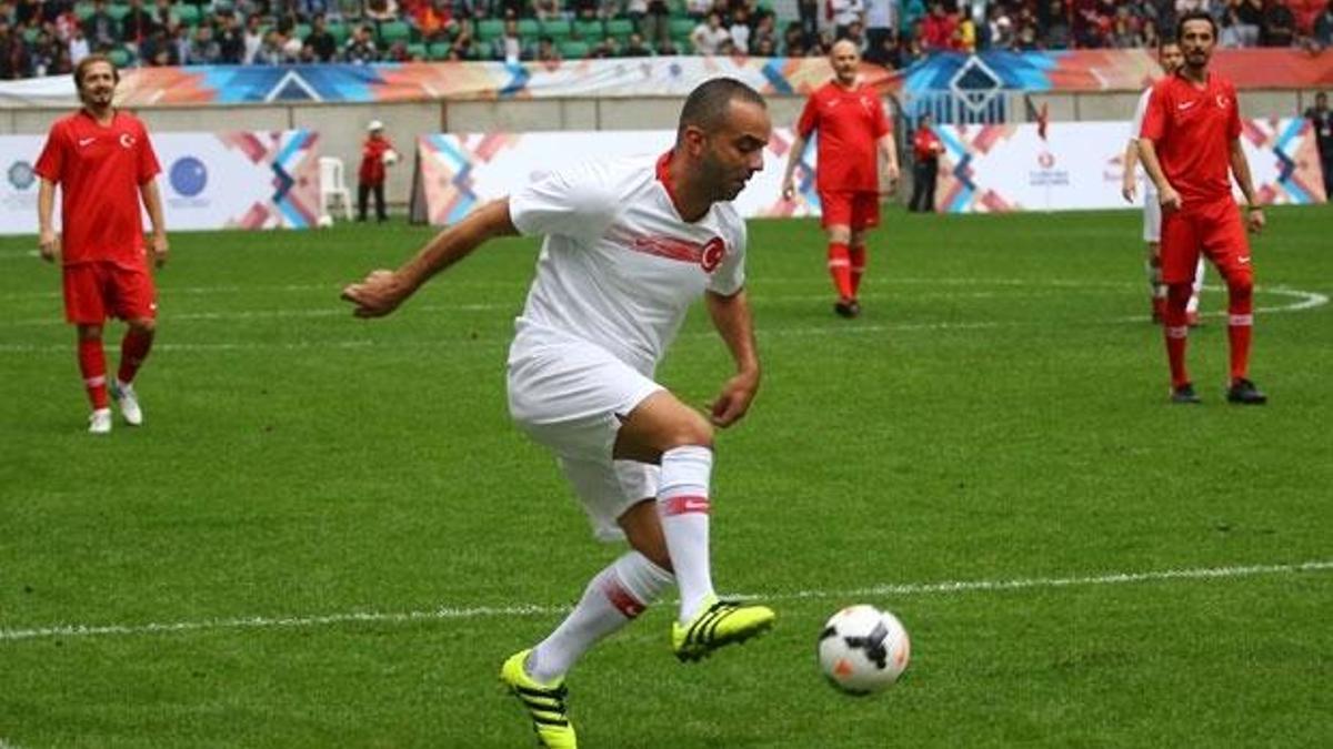 Semih Şentürk'ten Eskişehirspor'a destek