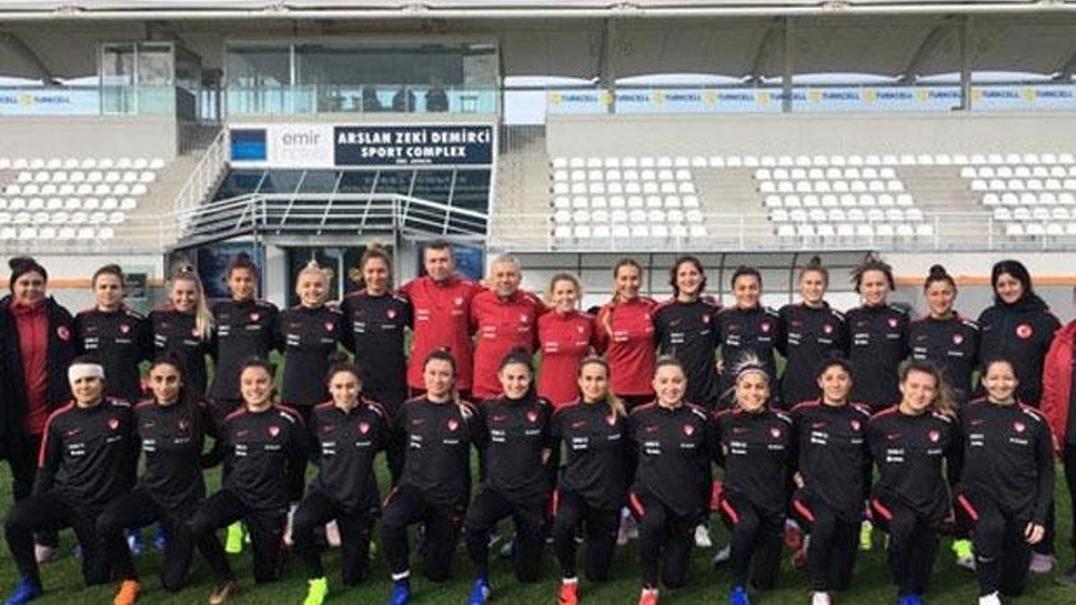A Milli Kadın Futbol Takımımız Slovakya karşısında