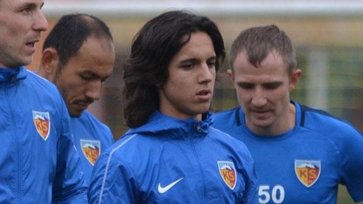 Barcelona'yla antrenmana çıkmıştı Kayserispor'a imza attı!