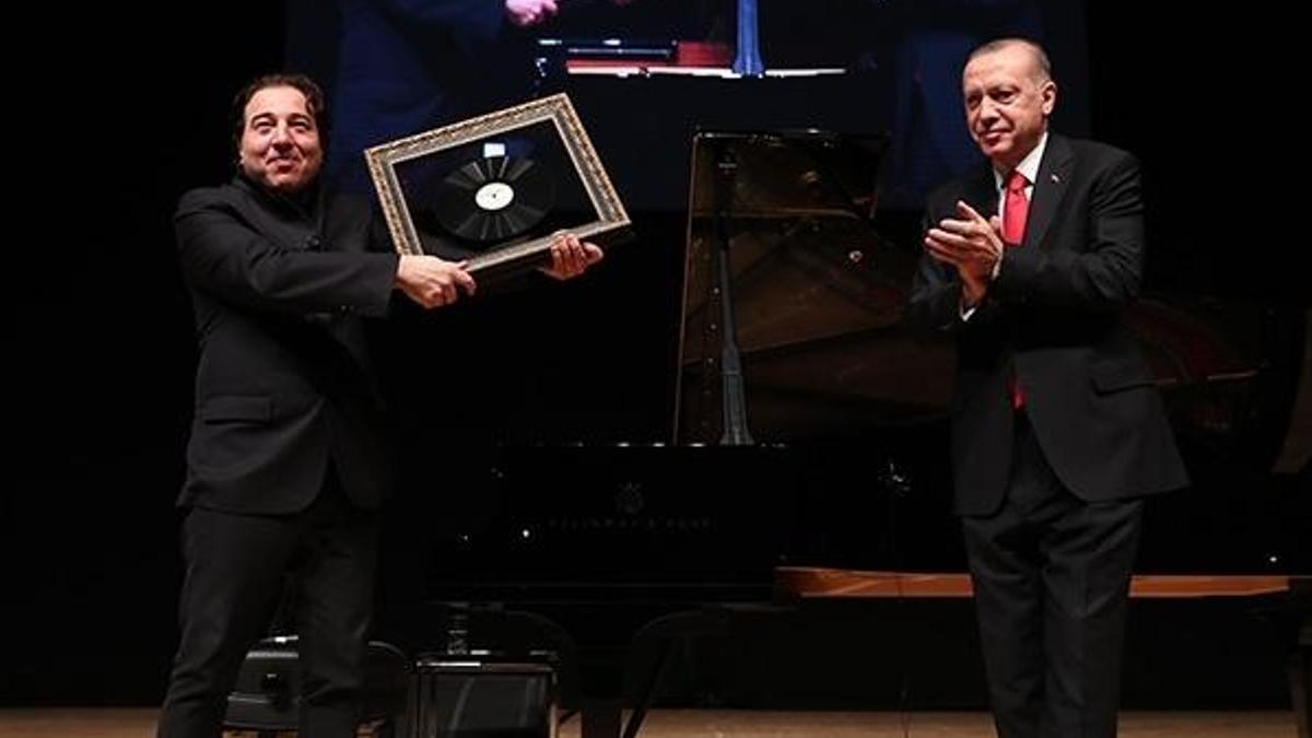 Cumhurbaşkanı Erdoğan, Fazıl Say'ın konserine katıldı!