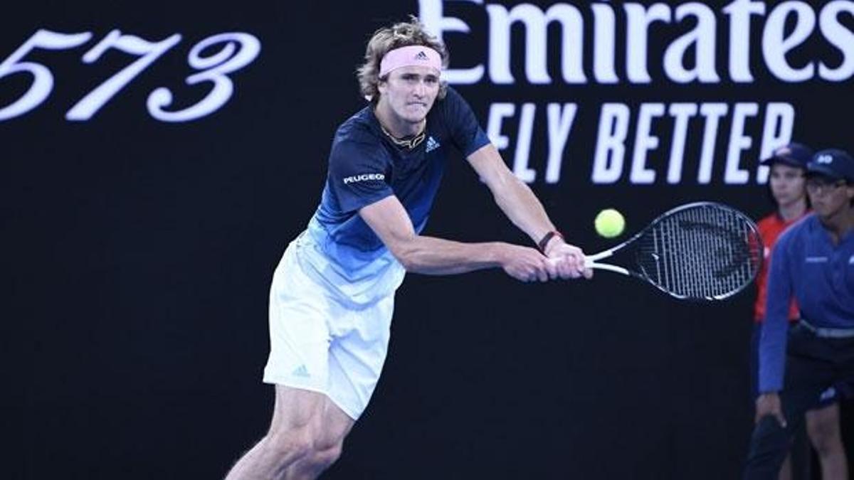 Zverev ve Halep dördüncü turda!