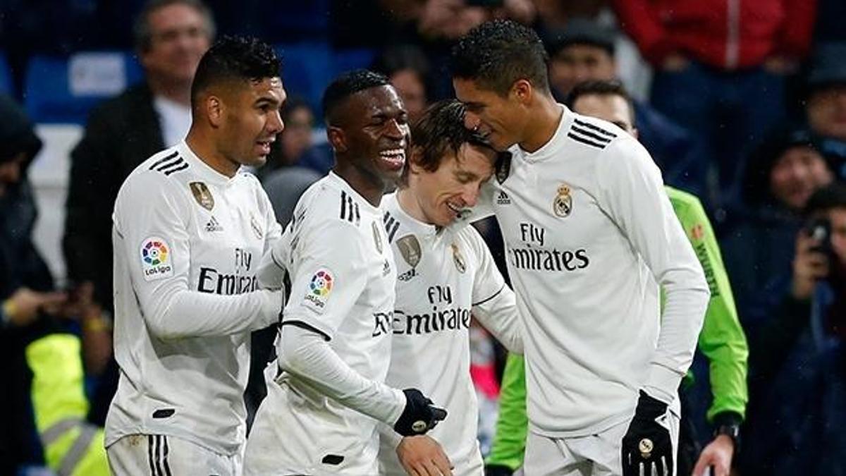 Real Madrid iki golle kazandı