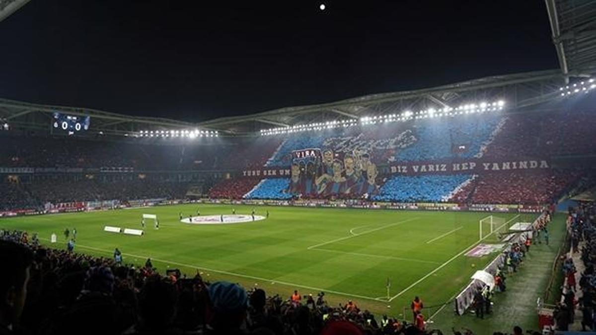 Trabzonspor taraftarlarından şampiyonluk mesajı