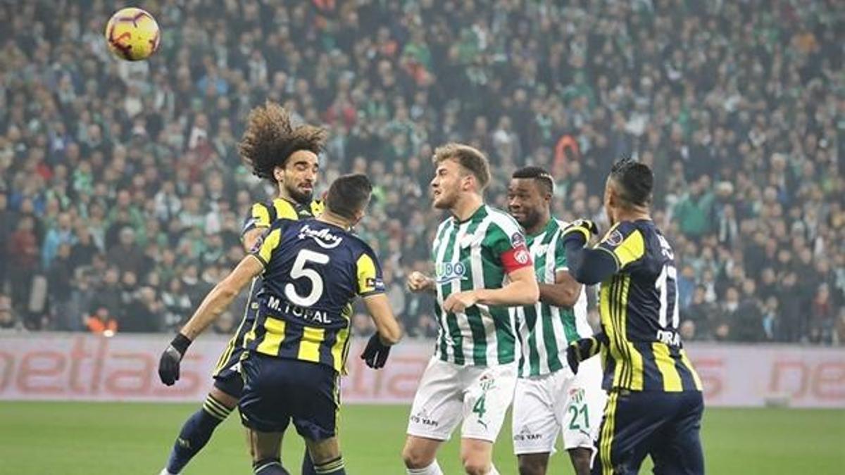 Kanarya zorlu deplasmanda bir puanla yetindi