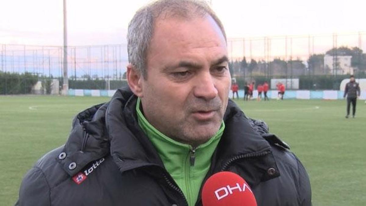 Erkan Sözeri'den yabancı futbolculara sitem