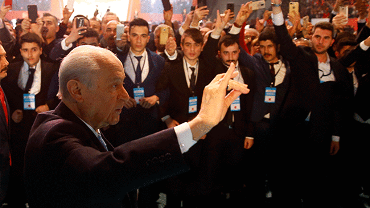MHP lideri Bahçeli'den o isme sert sözler: Vay densiz vay!