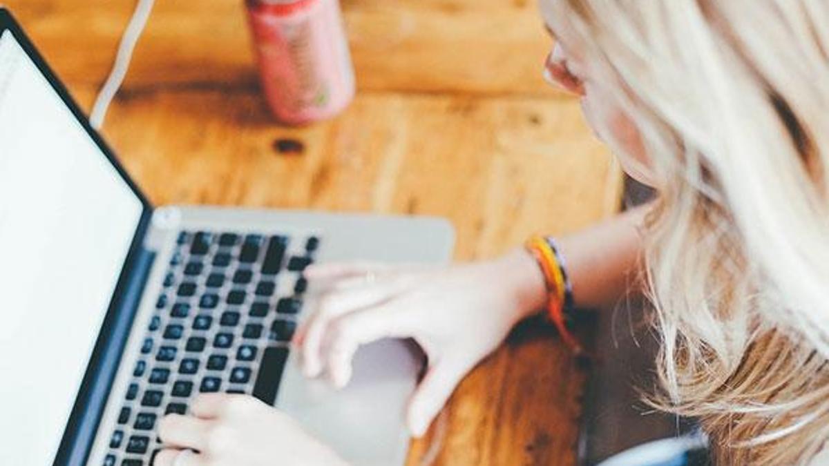 İş yerinde internetin özel amaçlarla kullanılması işten kovulma sebebi midir?