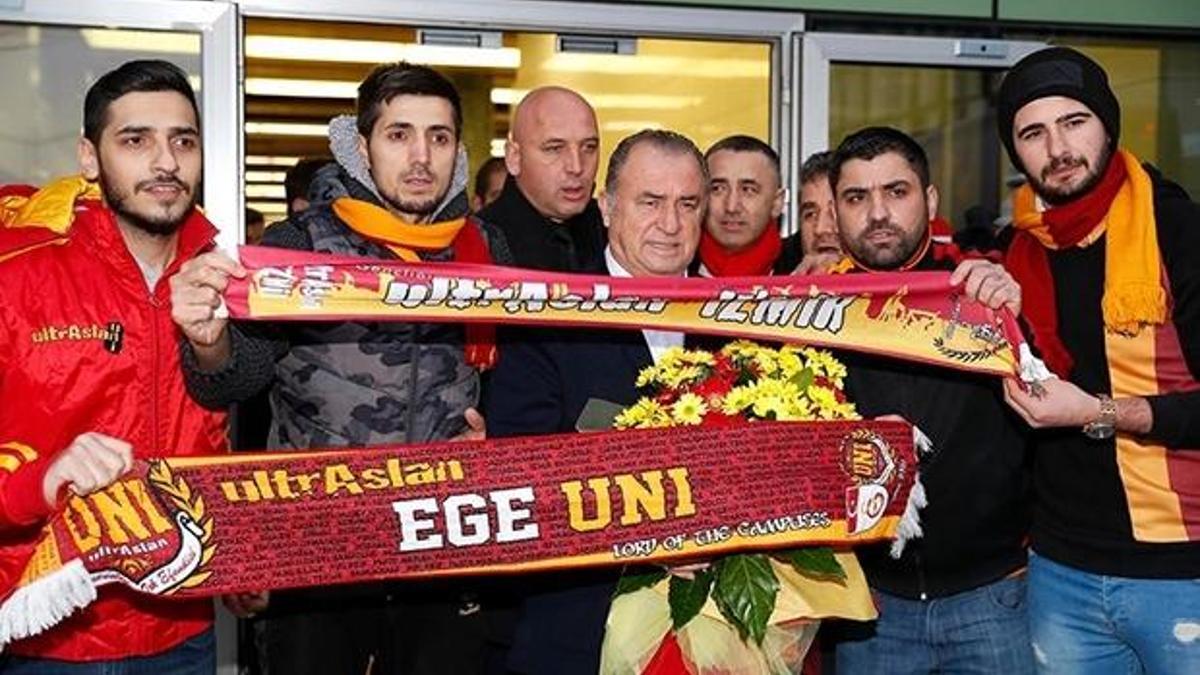 Galatasaray'a İzmir'de coşkulu karşılama