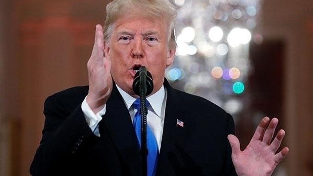 Trump'tan işten çıkarılan gazetecilere 'yalan haber' suçlaması