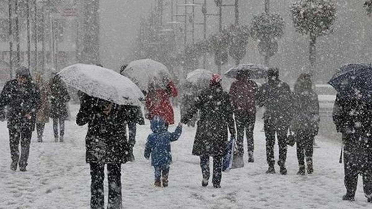 Meteoroloji'den o illerimiz için kar yağışı uyarısı! İşte İstanbul'da hava durumu...