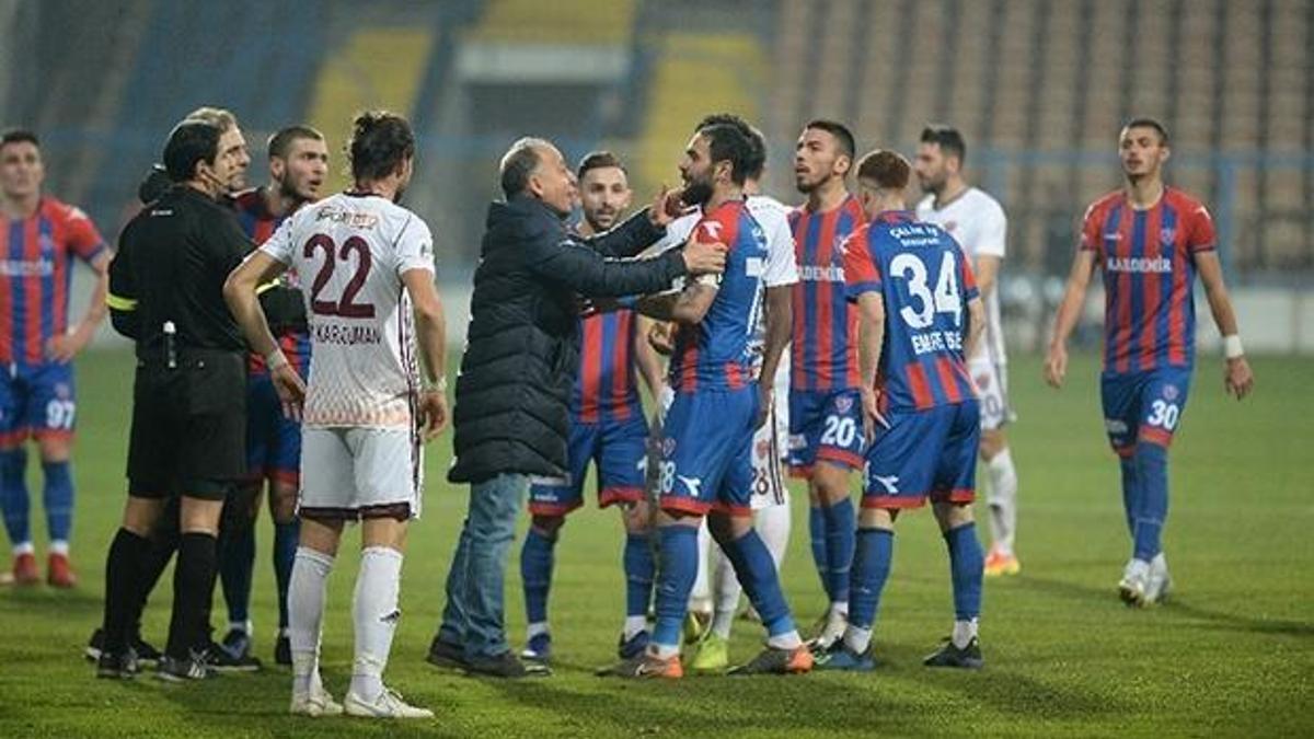 Karabükspor 8 kişi kaldı Hatayspor kazandı