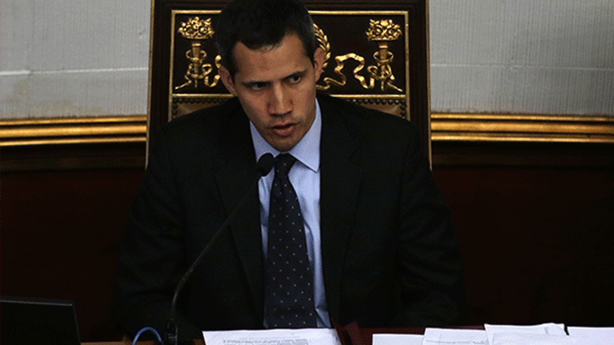 Juan Guaidó'ya ülke dışına çıkış yasağı kondu