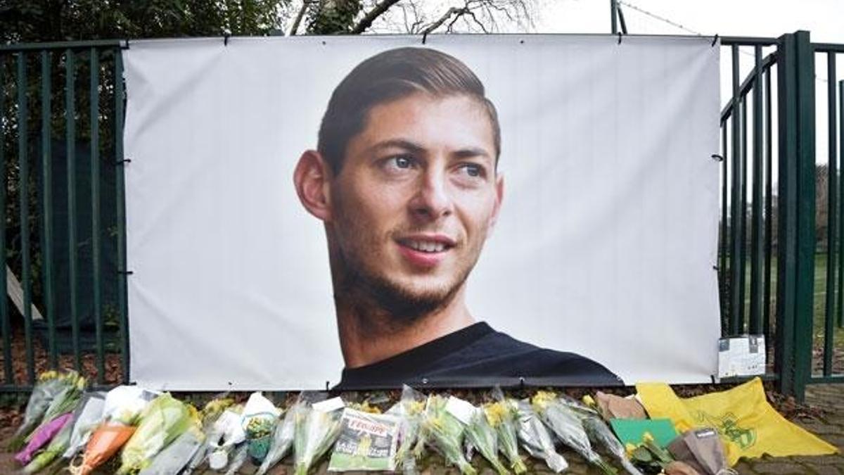Emiliano Sala için özel ekiple anlaştılar!