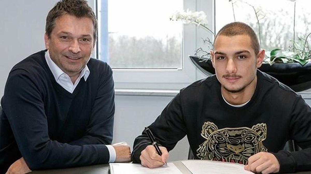 Schalke 04, Ahmed Kutucu ile sözleşme imzaladı