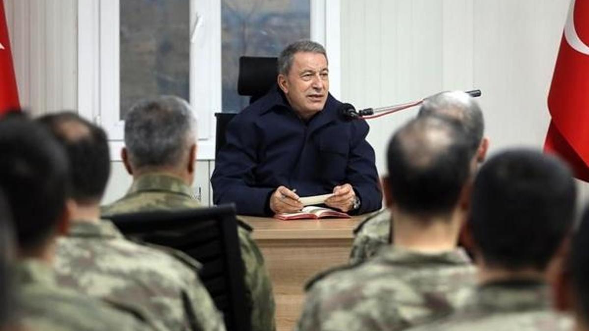 Bakan Akar'dan sıfır noktasında önemli açıklamalar!