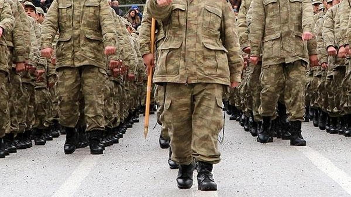 Yeni askerlik yasası hakkında flaş gelişme!