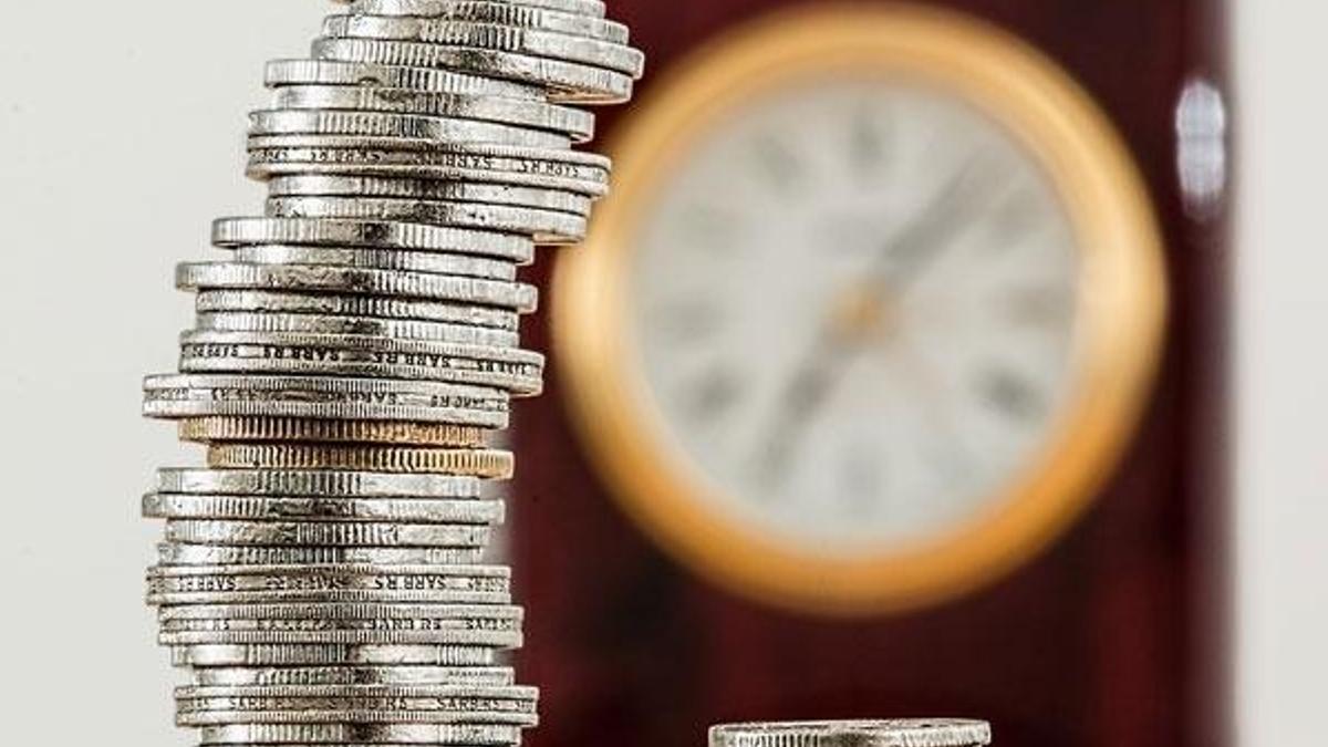 İşçinin performansından memnun olmayan işveren ücret kesme cezası verebilir mi?