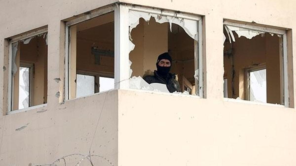 Afganistan'da radyo istasyonu binasına saldırı: 2 ölü