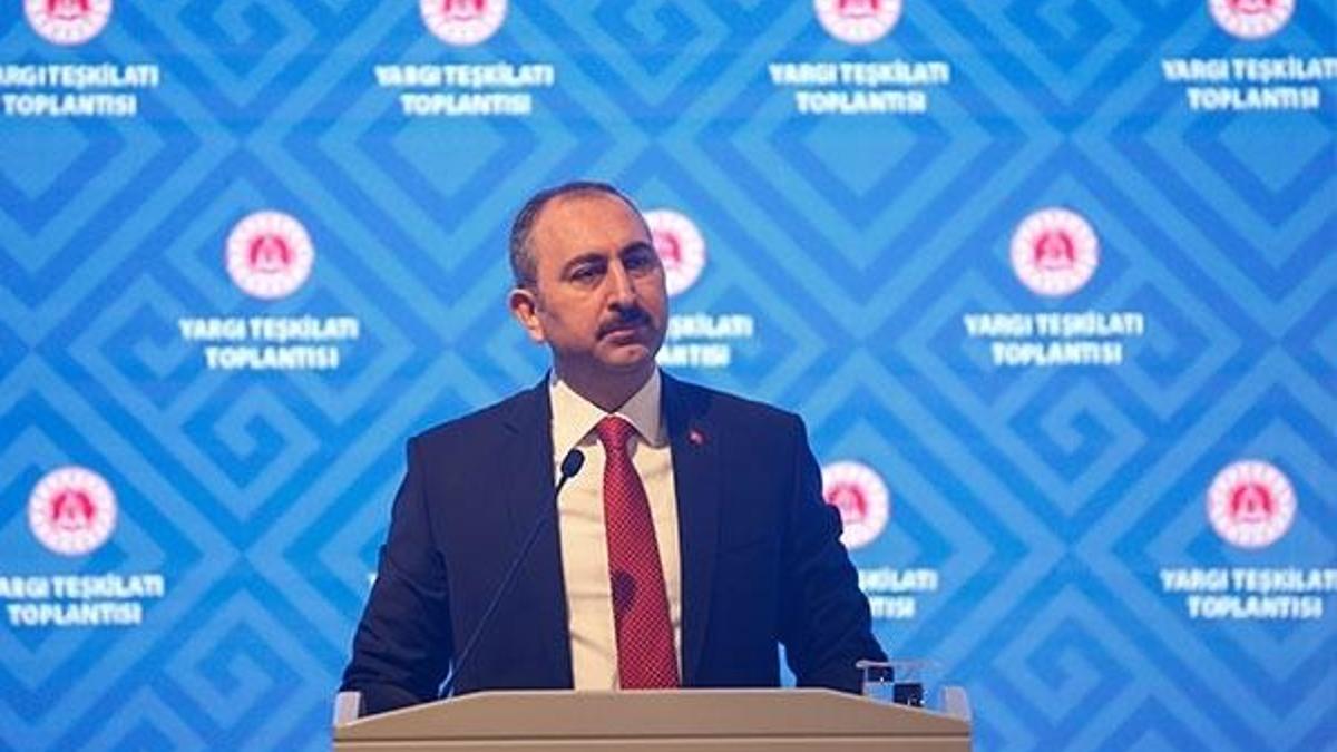 Bakan Gül: Türk yargısıyla dalga geçilmeyeceğini görecekler
