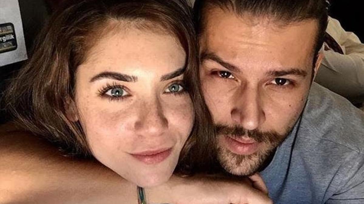Oyuncu Fulya Zenginer evlilik teklifine 'Evet' dedi