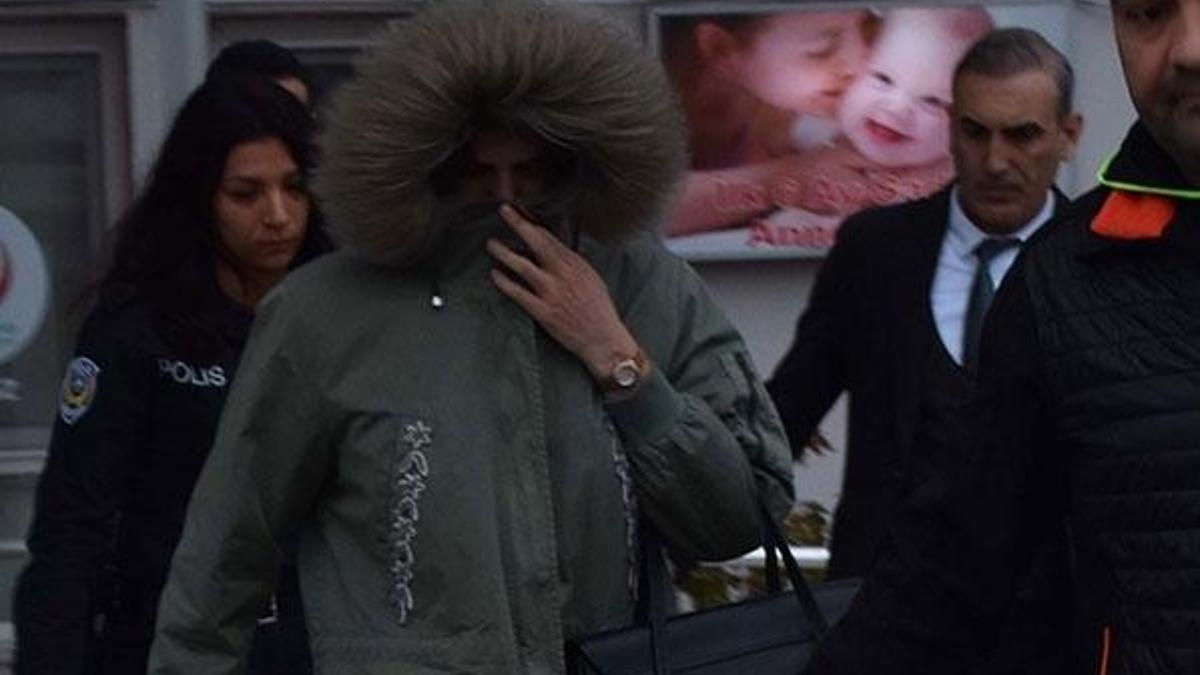 Firari emniyet müdürleri yurt dışına kaçarken yakalandı!