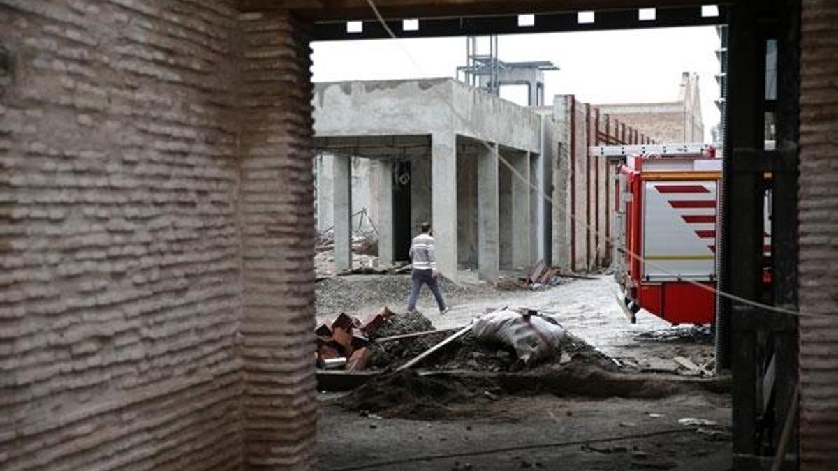 Adana'da restorasyonu yapılan müzenin duvarı çöktü: 1 ölü