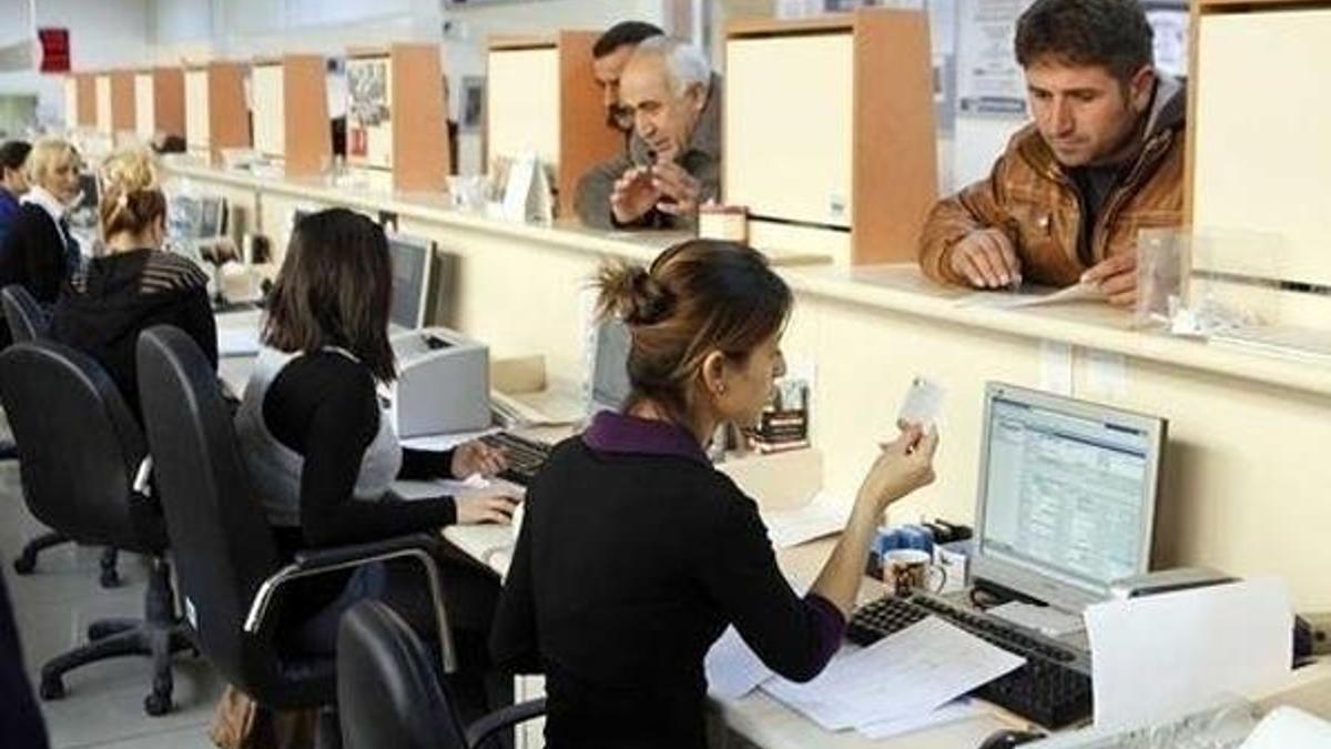 Mavi kartlı vatandaşlar sözleşmeli memurluk hakkına sahip olabilir mi?