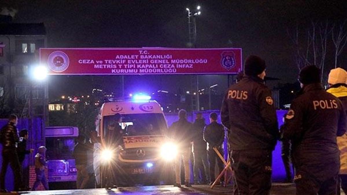 Metris Cezaevinde yangın
