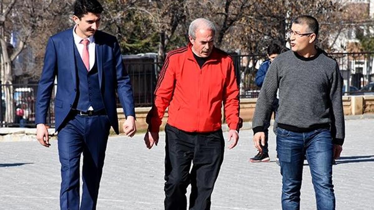 Üç nesil öğretmen aynı okulda görev yapıyor