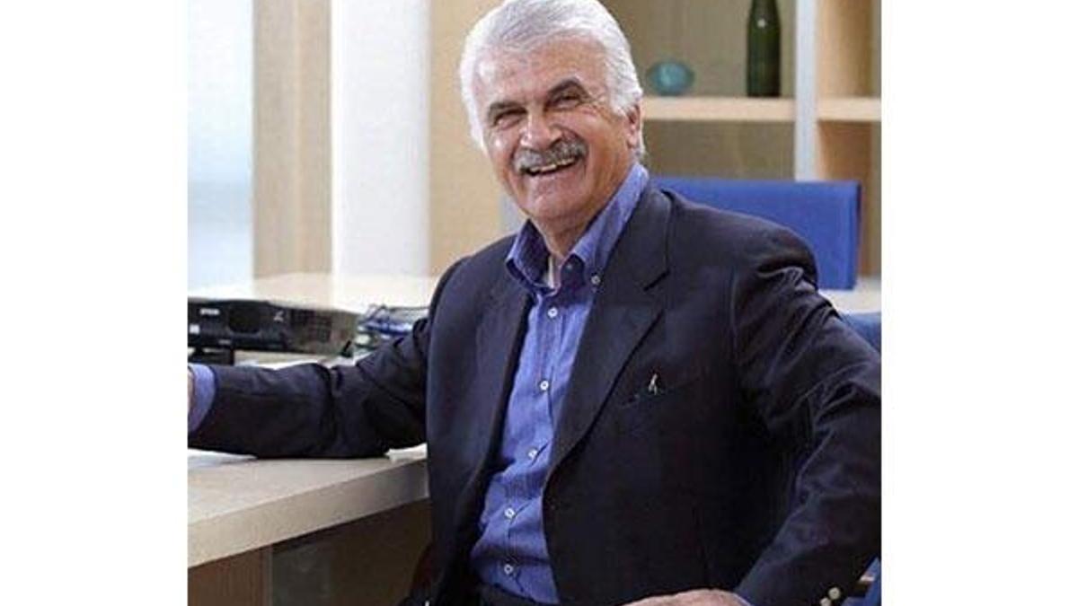 Son dakika... Eski Bakan Fikret Ünlü hayatını kaybetti