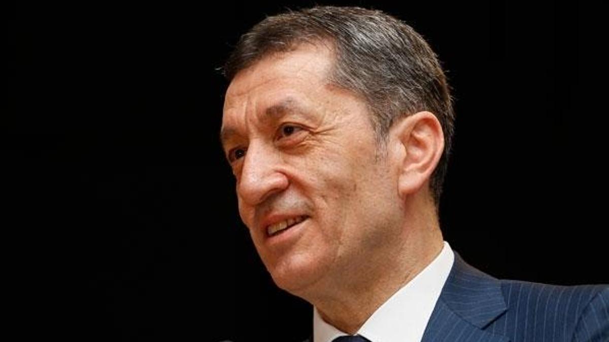 Selçuk: Türkiye artık kendi eğitim sistemini belirli bir düzeyde tutmalı