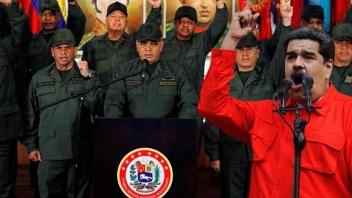 Maduro emir verdi! Askerler alarma geçti...