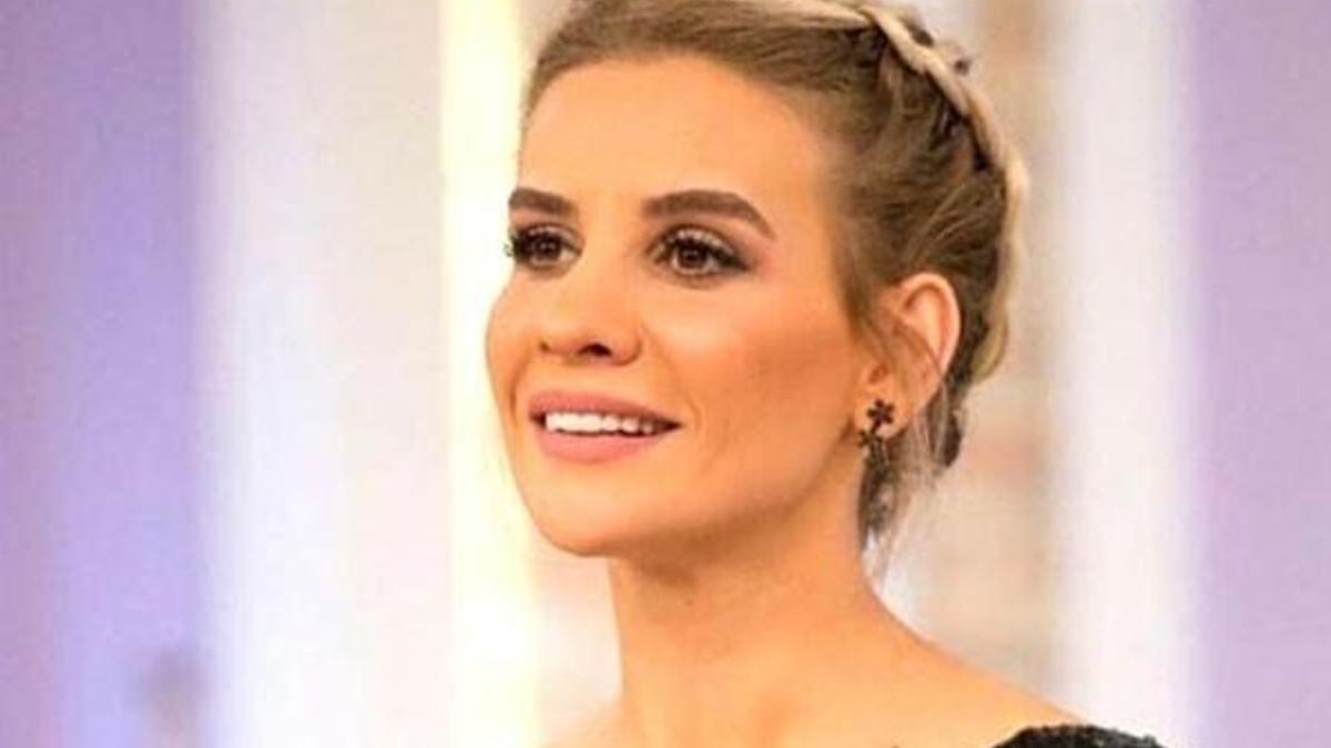 Esra Erol'dan hamilelik açıklaması