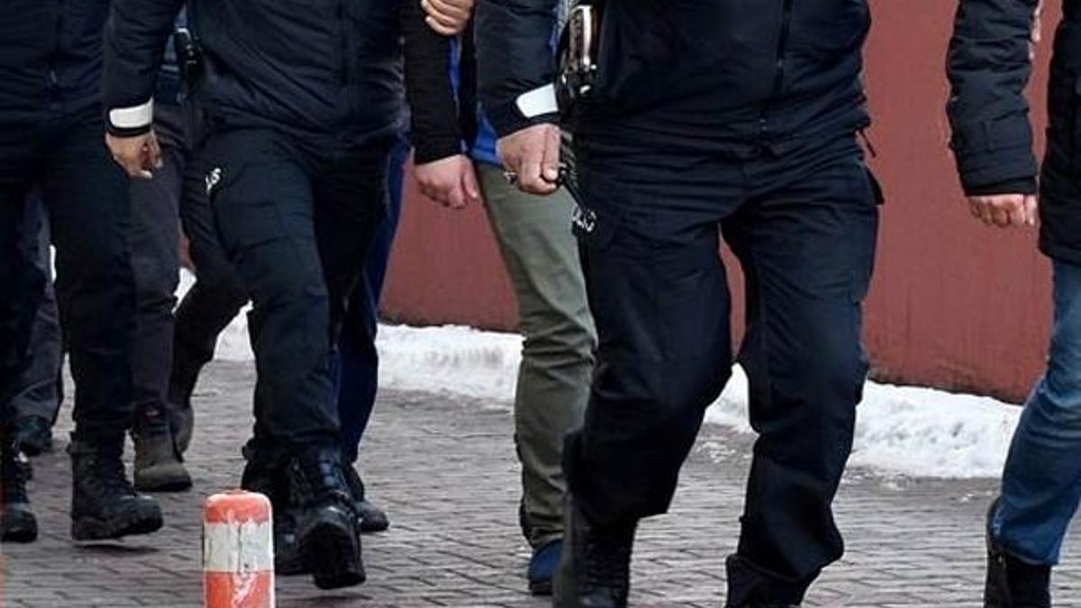 Konya merkezli 32 ilde düğmeye basıldı! 50 şüpheliye yakalama kararı