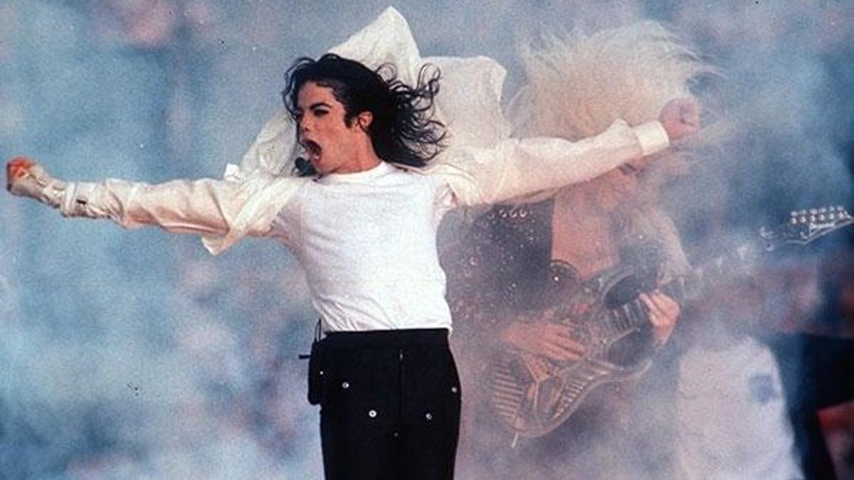 'Çocukken Michael Jackson'ın cinsel tacizine uğradık'
