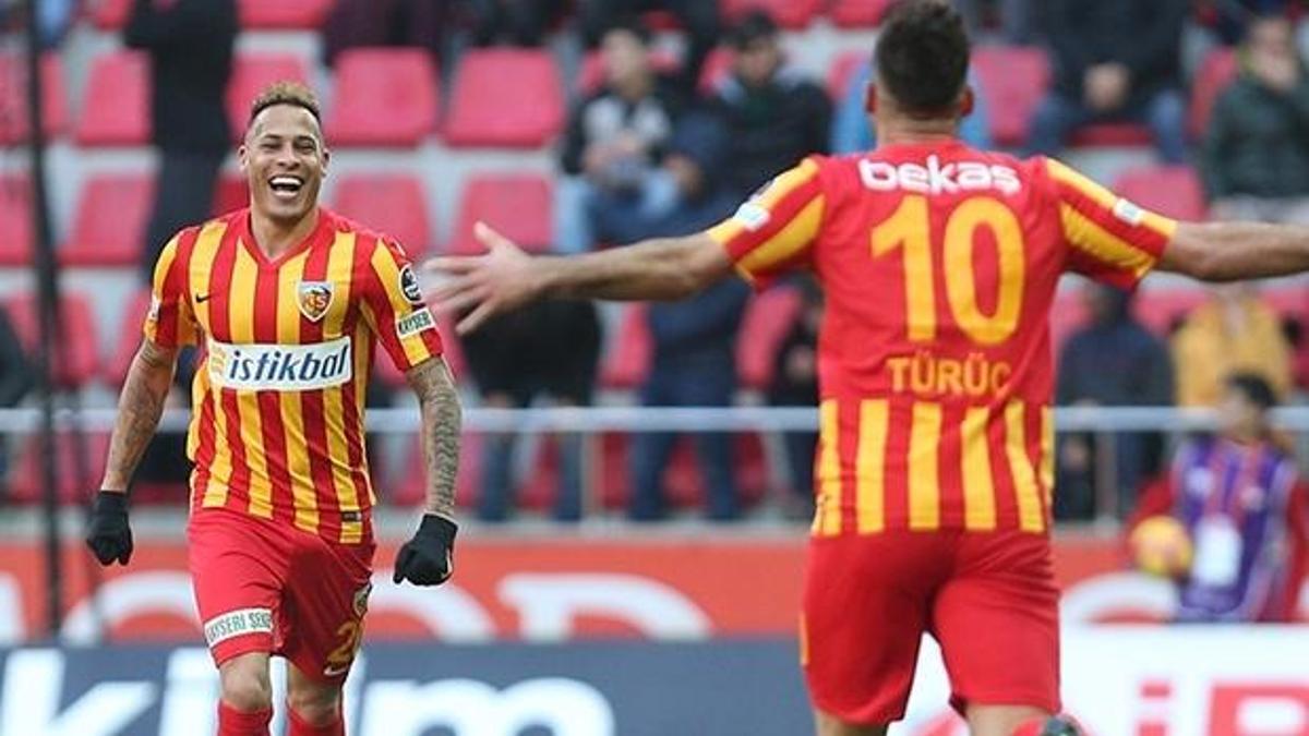 Tjaronn Chery: Beşiktaş'ı yenebiliriz