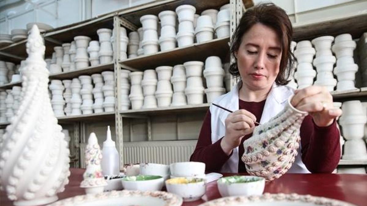 Türk porselenini 128 yıldır dünyaya tanıtıyor