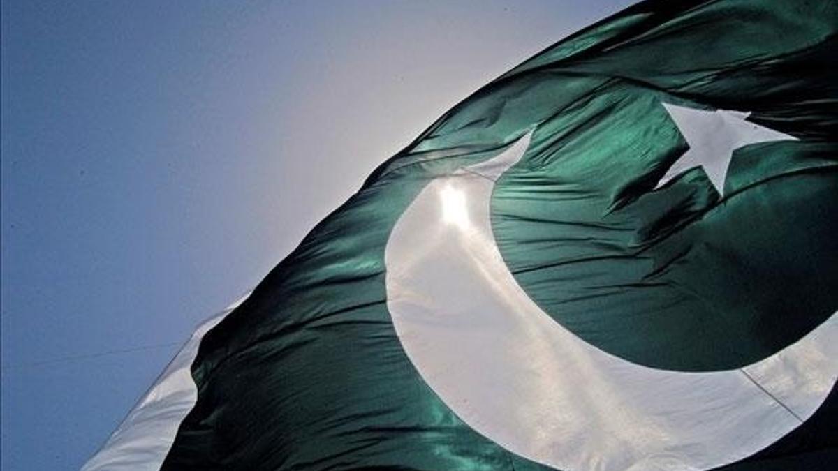 Pakistan-Hindistan arasında demir yolu seferleri durduruldu