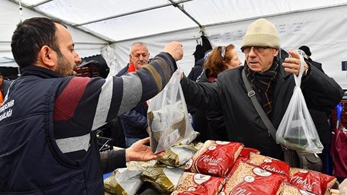 Bakan Pakdemirli açıkladı! Bin tonun üzerinde bakliyat satışa hazır