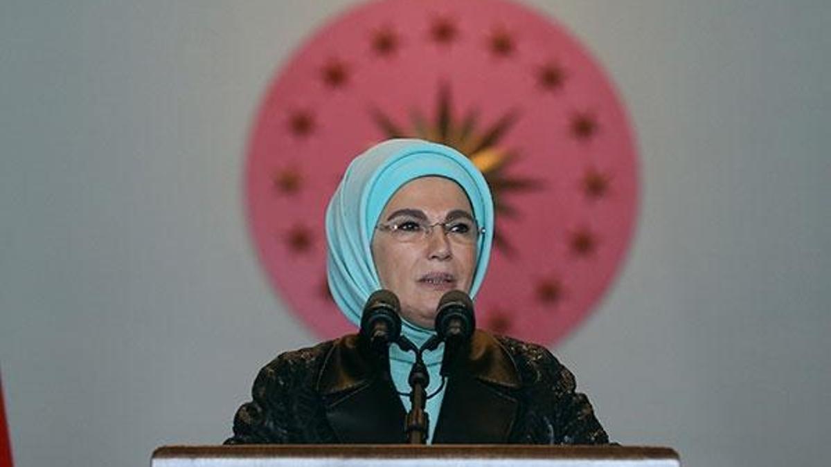 Külliye'de 8 Mart'a özel koruyucu aile yemeği