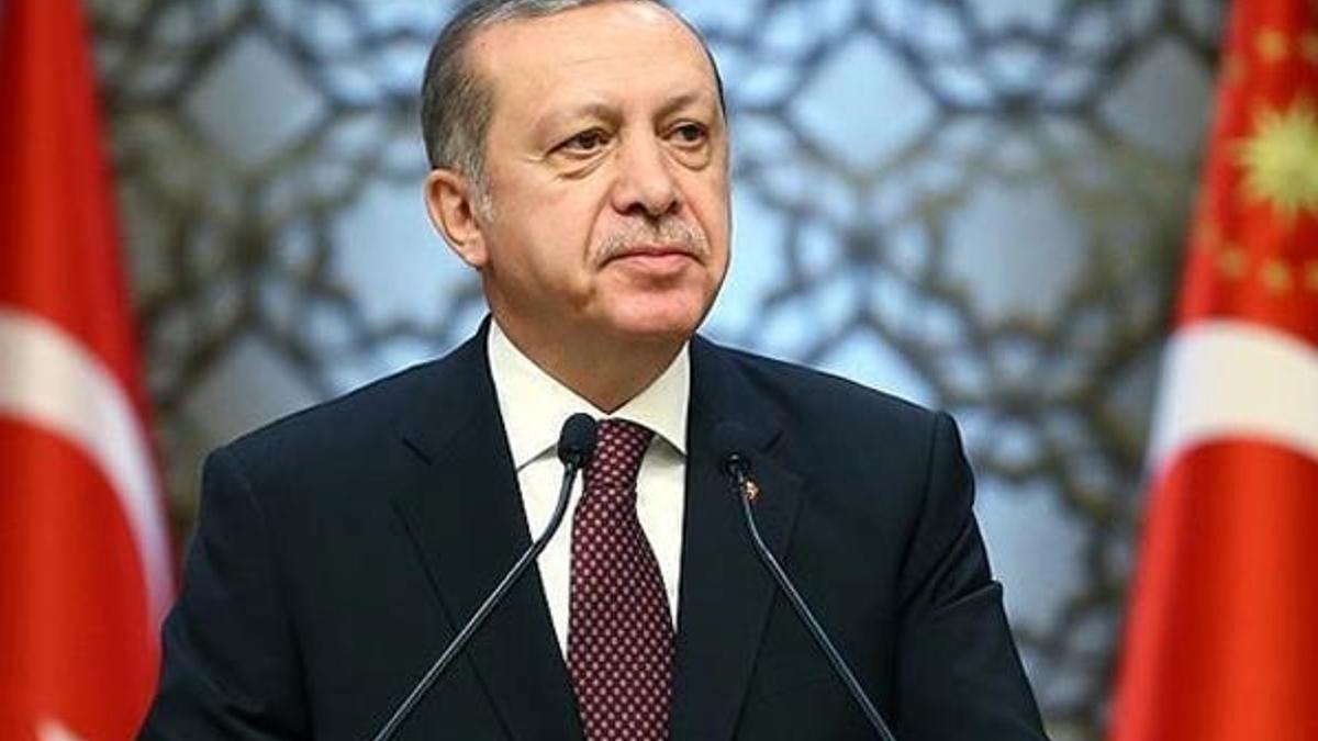 Cumhurbaşkanı Erdoğan'dan Demet Akbağ'a başsağlığı telefonu