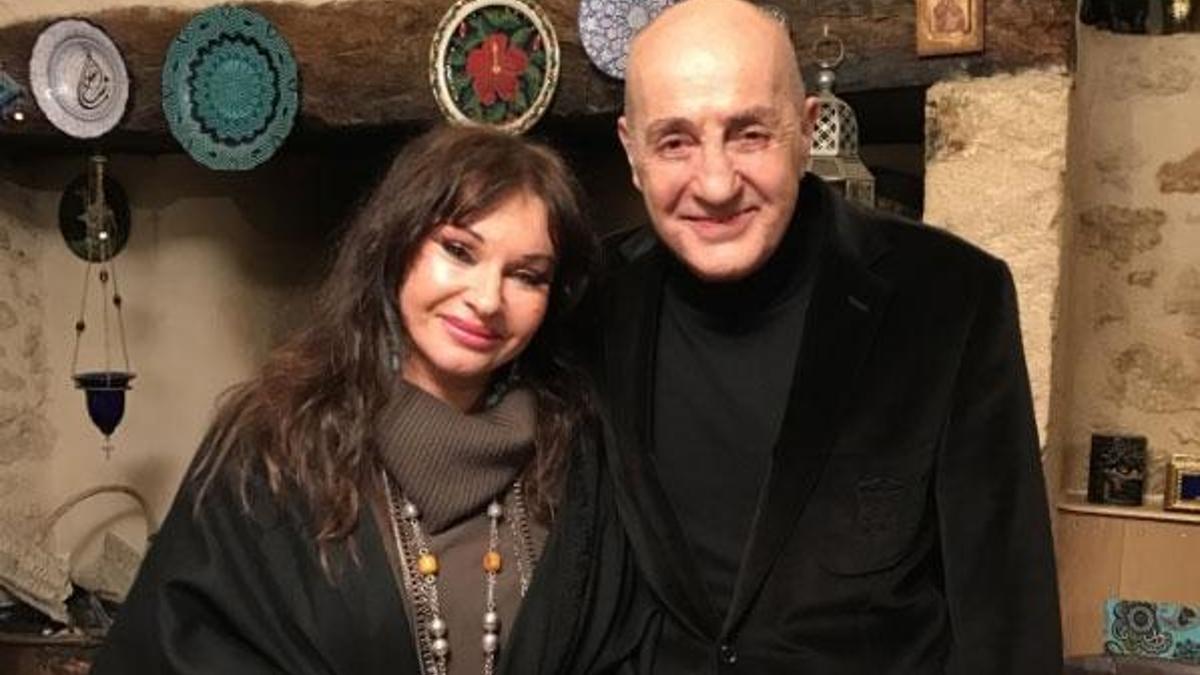 Natacha Atlas'ı konuk ediyor!