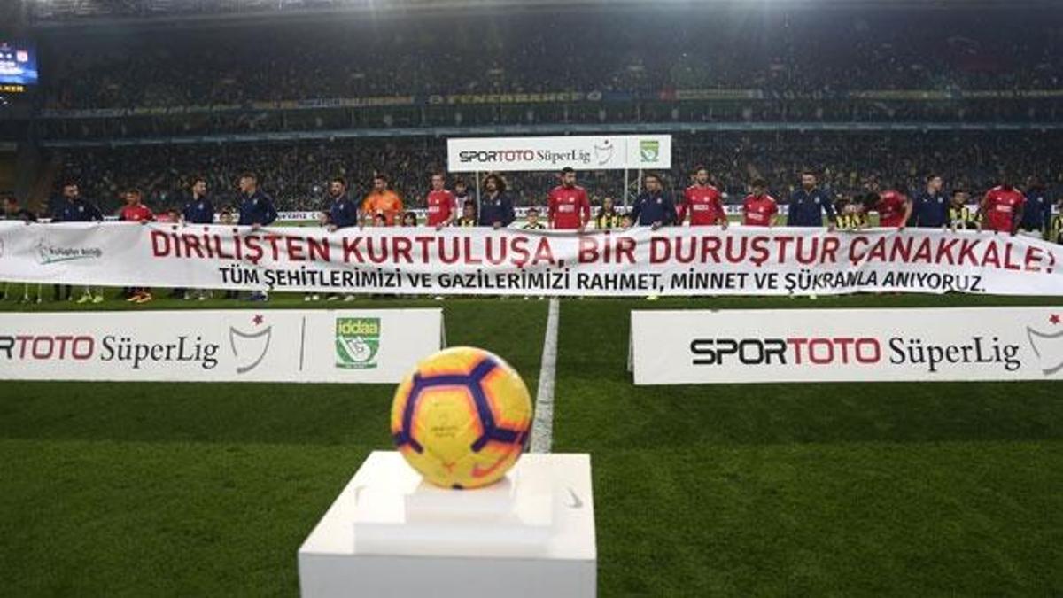 Fenerbahçe-Sivasspor maçında şehitler unutulmadı!