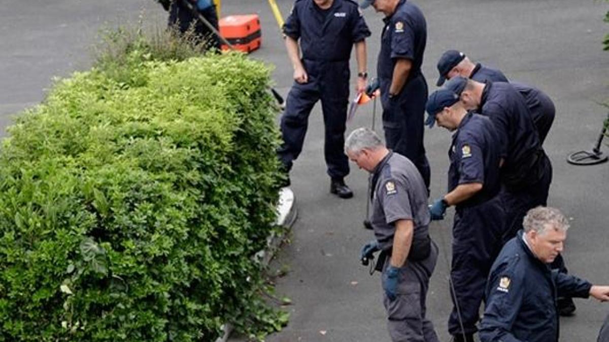 Yeni Zelanda havalimanında 'şüpheli paket' alarmı!