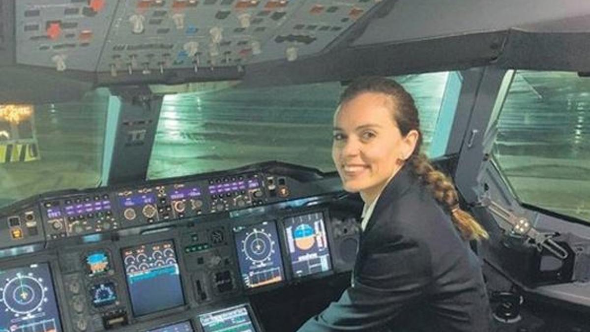 Dev uçağın ilk Türk kadın pilotu