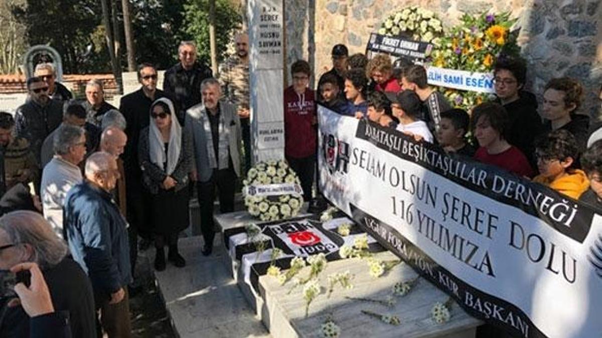 Şeref Bey kabri başında anıldı