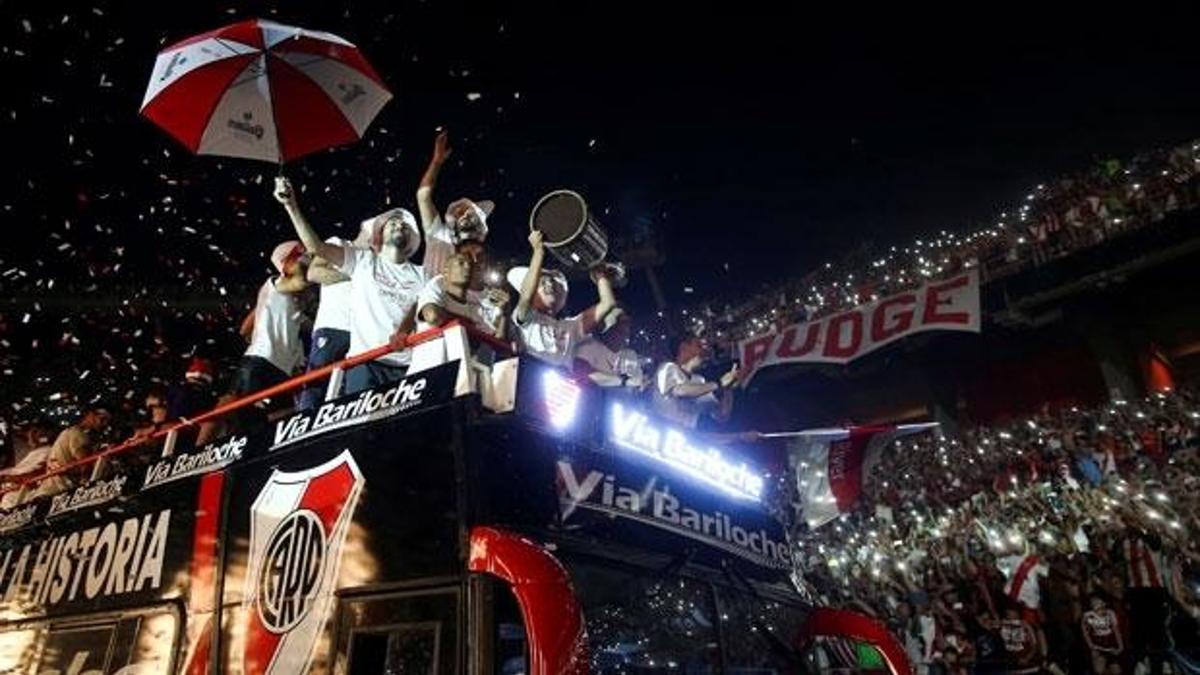 THY Arjantin devi River Plate'e sponsor oluyor!